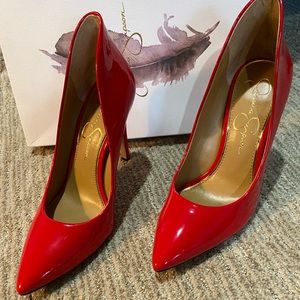 Red Jessica Simpson 4” Heels. Size 7.5(M)